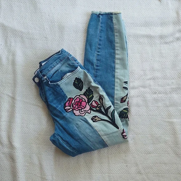 William Rast Denim Pink Floral Jeans - Picture 2 of 6